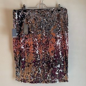 Knee-length party pencil sequin skirt with sassy ombré pink and silver style.